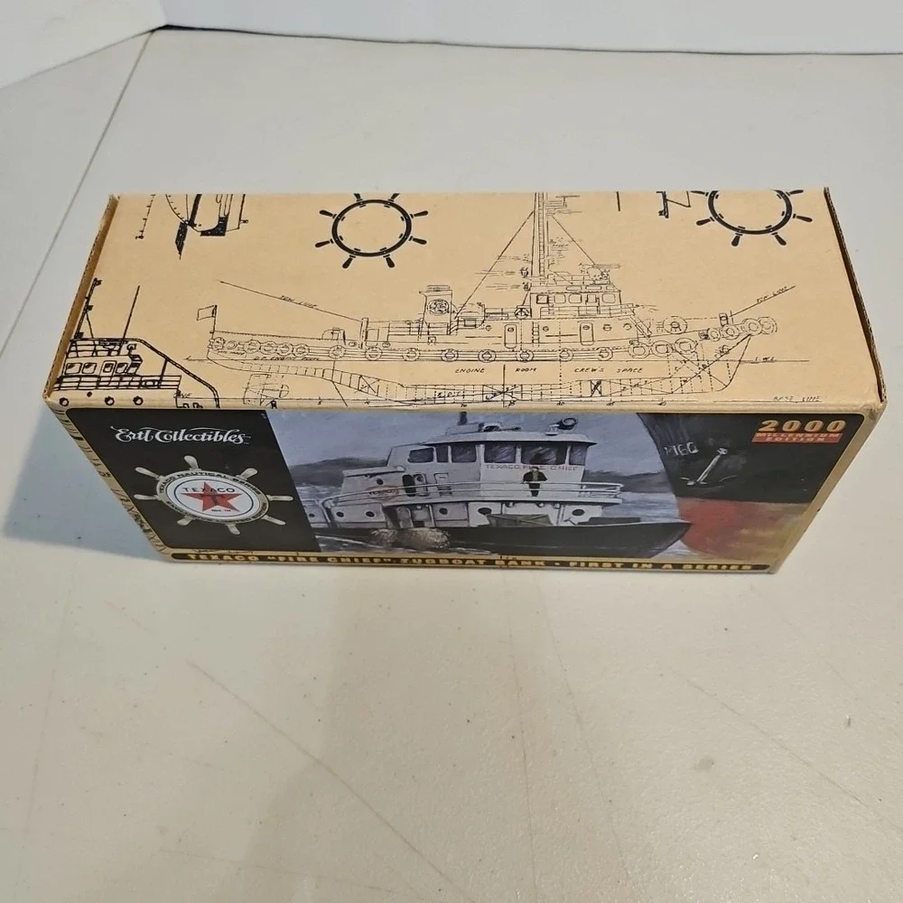 2000 Millennium Edition Texaco Fire Chief Tugboat Bank- Ertl Mint In Sealed Box